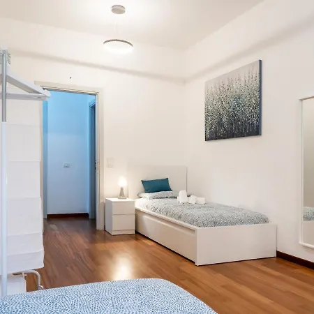 Rosa Bianca - 5 Minuti Dal Centro Con Giardino E Parcheggio Privato *