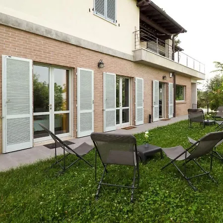 Rosa Bianca - 5 Minuti Dal Centro Con Giardino E Parcheggio Privato *