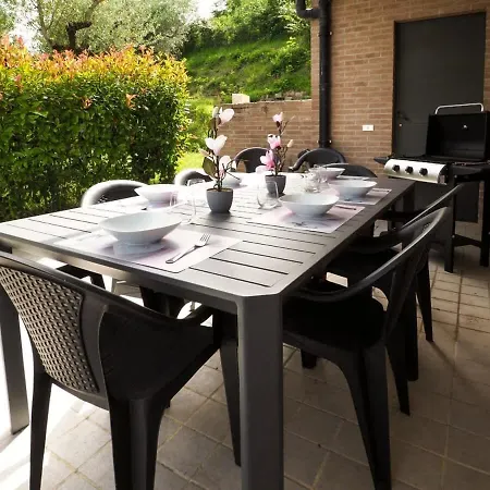 Vakantiehuis Rosa Bianca - 5 Minuti Dal Centro Con Giardino E Parcheggio Privato