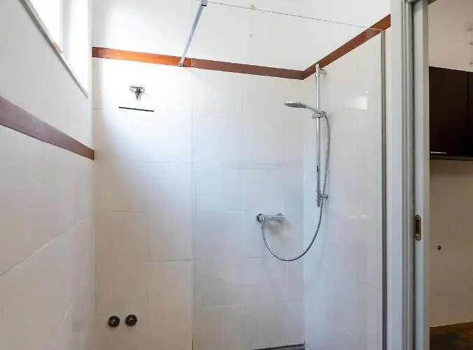 Rosa Bianca - 5 Minuti Dal Centro Con Giardino E Parcheggio Privato Apartament Perugia